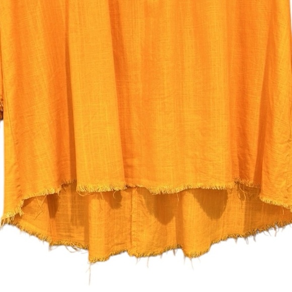 Umgee Linen Blend Raw Hem Square Neck Loose Fit Top Tangerine Size Medium - Picture 8 of 13